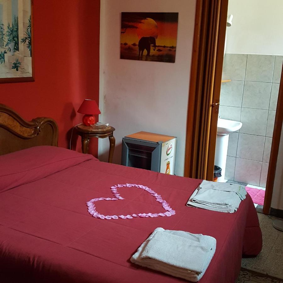 ブリンディジ Bebvialata Bed & Breakfast エクステリア 写真